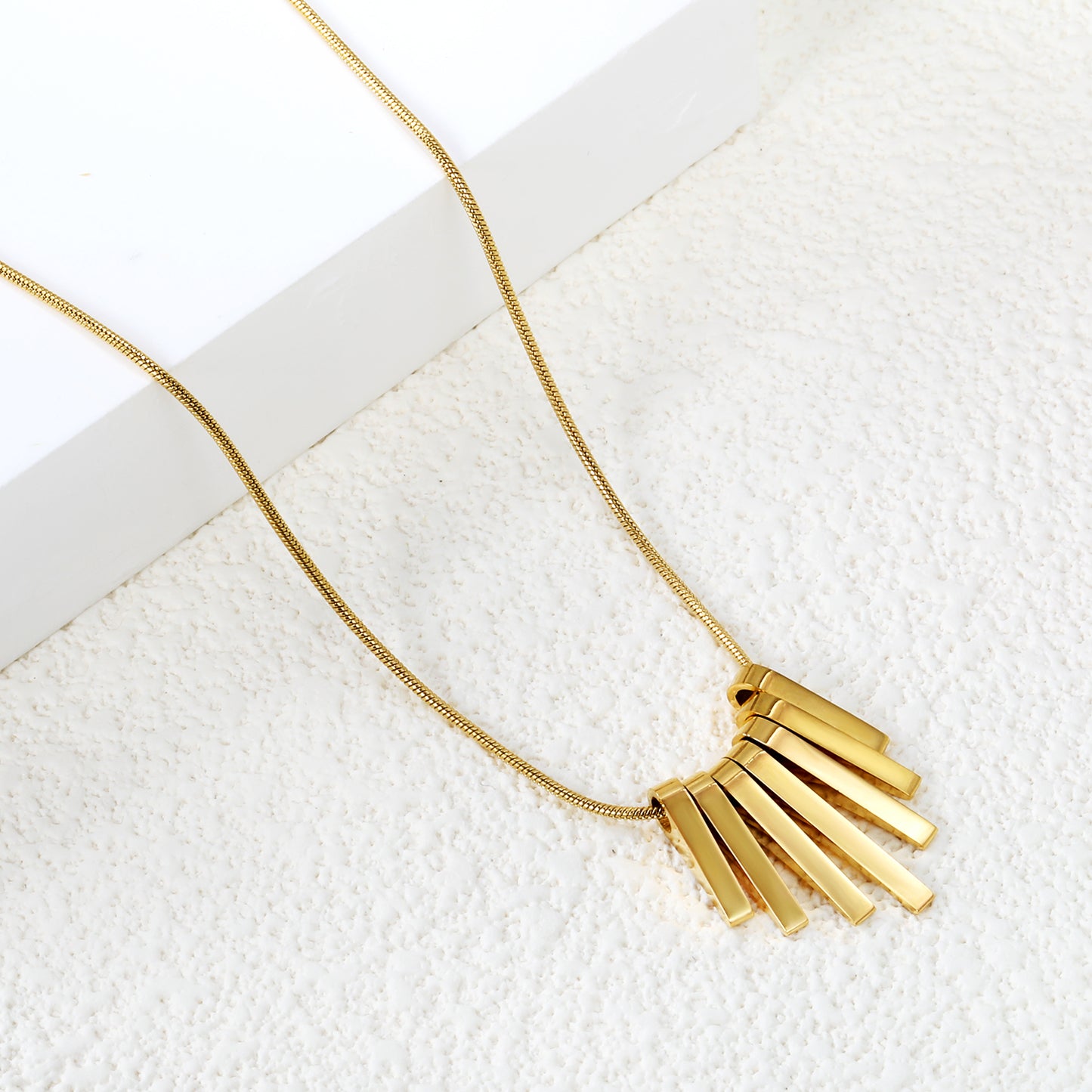 Collar Dorado Geométrico de Barras | Bañado en Oro 18K
