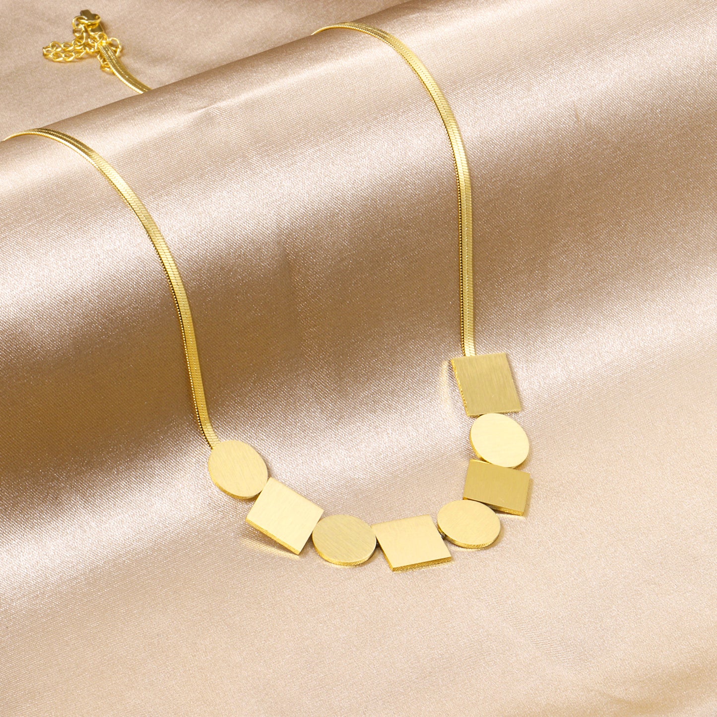 Collar Geométrico Dorado | Bañado en Oro 18K