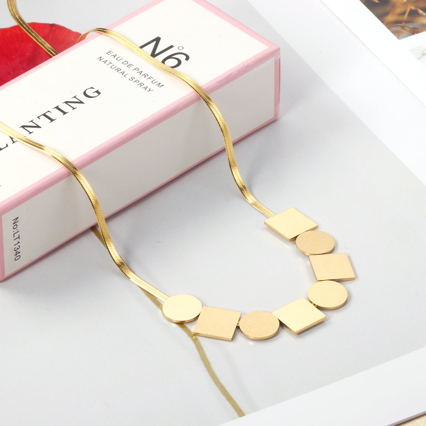 Collar Geométrico Dorado | Bañado en Oro 18K